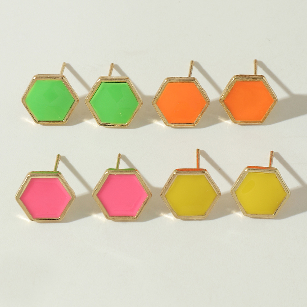 Wholesale Fashion Fluorescent Color Alloy Geometric Earrings Nihaojewelry display picture 4