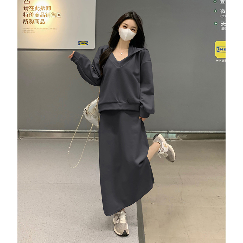 时尚洋气套装女春2025新款韩系休闲减龄卫衣外套挂脖背心裙两件套|undefined