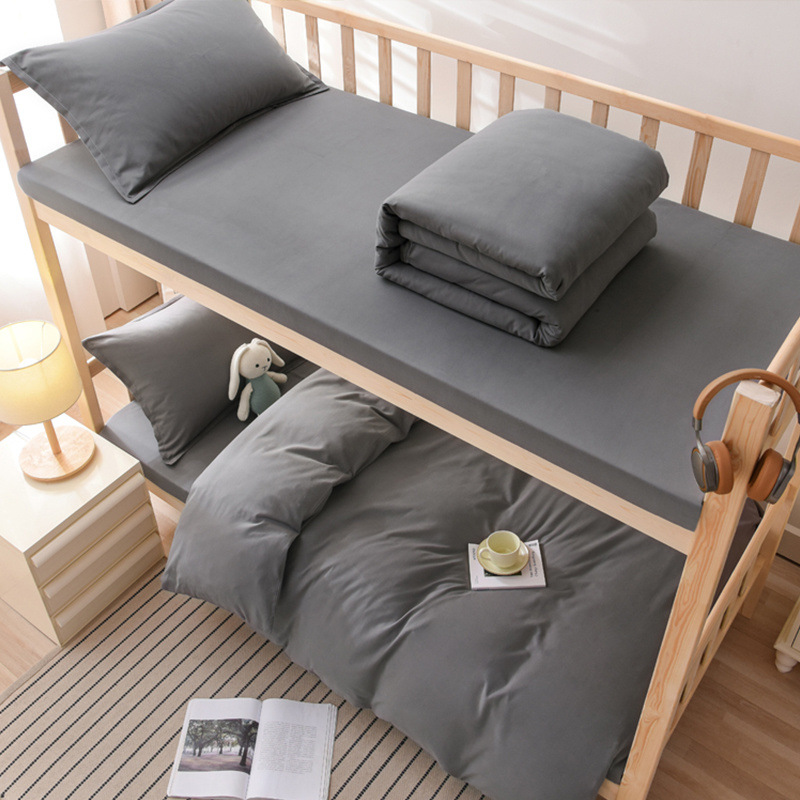 Juego de algodón cepillado de tres piezas Juego de algodón de cuatro piezas Ropa de cama para dormitorio de estudiantes 0.9m Ropa de cama individual Ropa de cama Funda de edredón