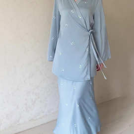 亚马逊欧美2023秋季新款时尚气质长袖印花缎面V领裙套装