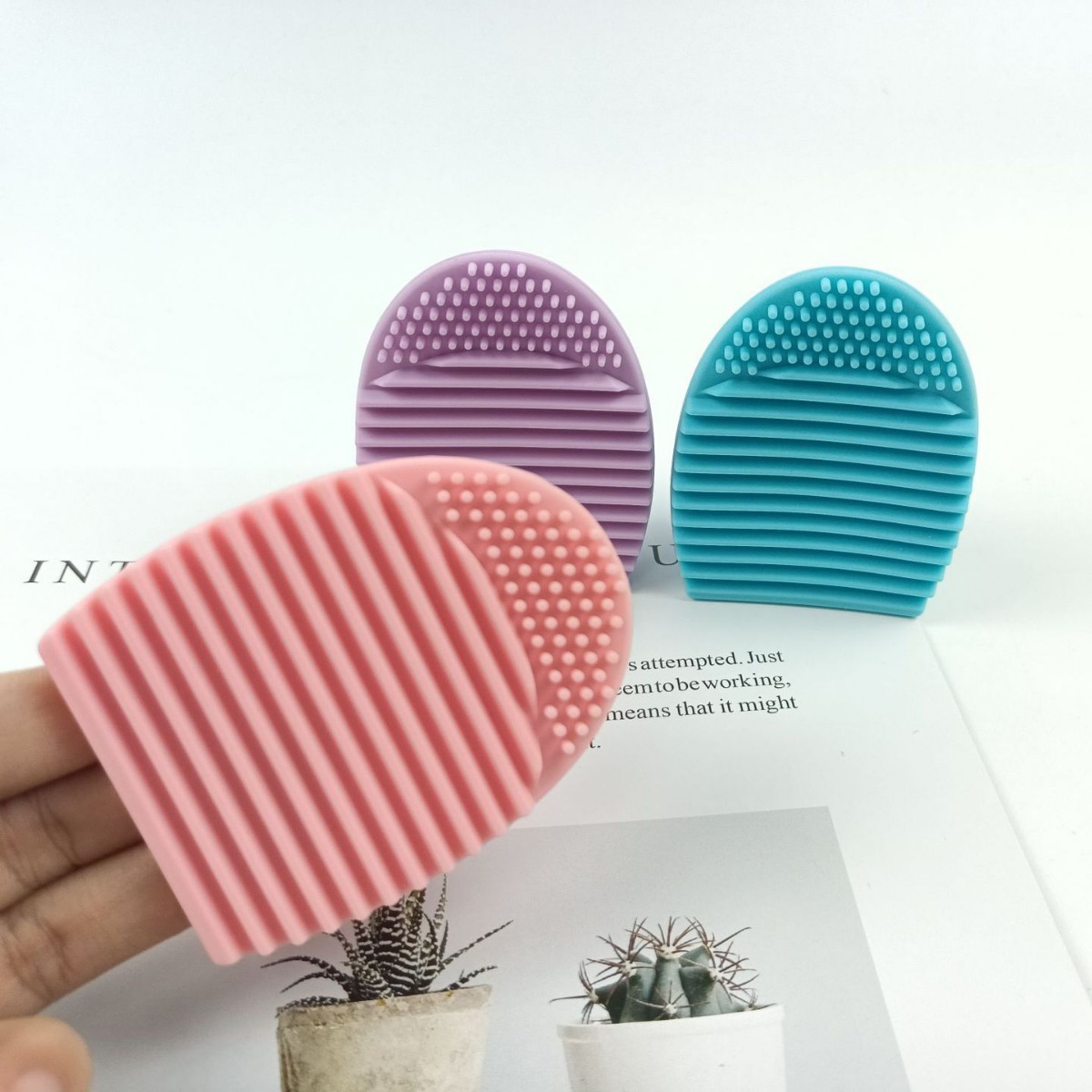 源头实力厂家批发直供现模硅胶洗刷蛋洗刷清洗化妆刷工具槎衣板