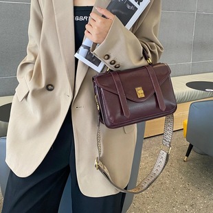 2025�͹��¿��]������s����󷽰����r�и߼���ţƤ�μ�б��Ů��