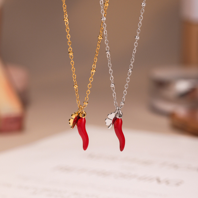 ミステリーファウンドレッド釉薬小さな唐辛子四つ葉の花 DIY マルチアクセサリーネックレスブレスレットステンレス鋼ニッチファッションセット|undefined
