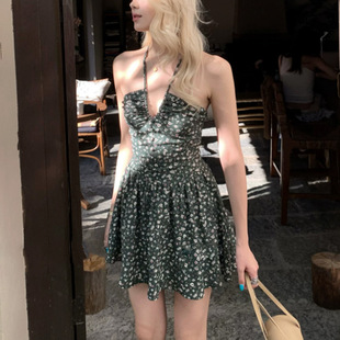 �a�u��� �Gɫ�黨�첱�B��ȹŮ�ļ��¿������@��Ĩ��ȹ�Ӷ�ȹ��