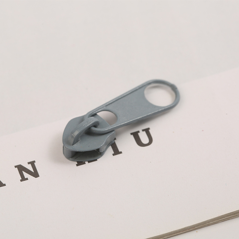 No. 5 fabricantes de cremallera de nylon nueva bolsa de maquillaje de color bolsas de lápiz gruesas cremallera al por mayor