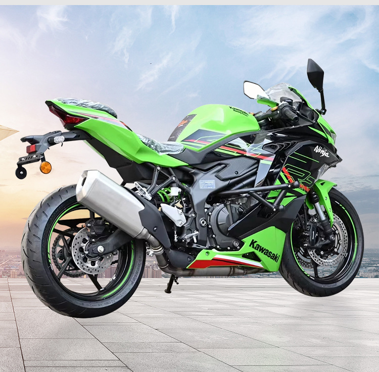 Suitable for Kawasaki Ninja 400 crash bars, anti-fall protection springs, racing bars, ninja anti-collision stunt bars, modification accessories