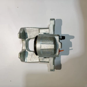 Rear brake master cylinder, rear master cylinder, master cylinder, suitable for Wrangler 3.0 3.6 68003778AA