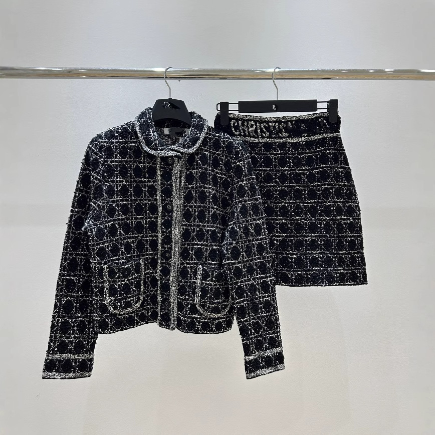 26D High-Quality Women's Casual Single-Breasted Plaid Tweed Knit Cardigan Jacket with Irregular Short Skirt