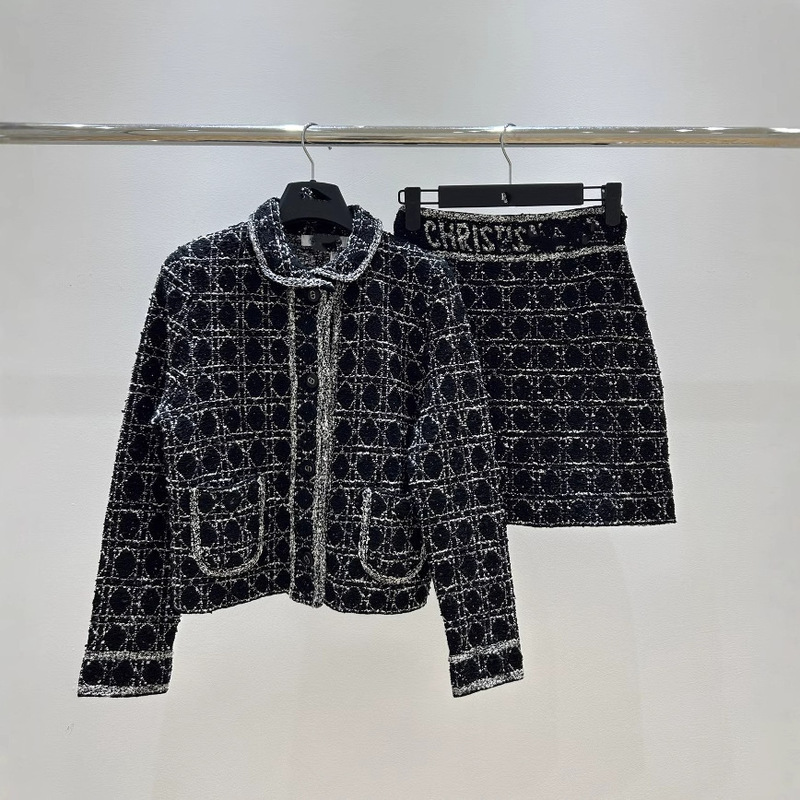 26D High-Quality Women's Casual Single-Breasted Plaid Tweed Knit Cardigan Jacket with Irregular Short Skirt