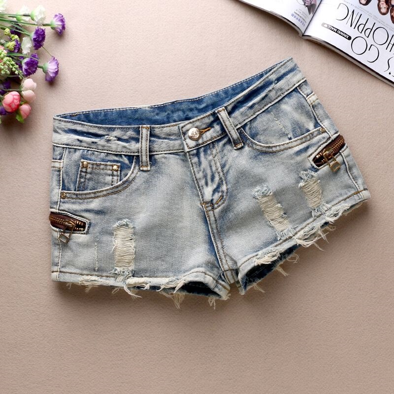 Women's Denim Shorts Summer 2026 New Style Slim Fit Fashion Sexy Low-Waist Frayed Edge Hot Pants Women's Denim Shorts Summer 2026 New Style Slim Fit Fashion Sexy Low-Waist Frayed Edge Hot Pants