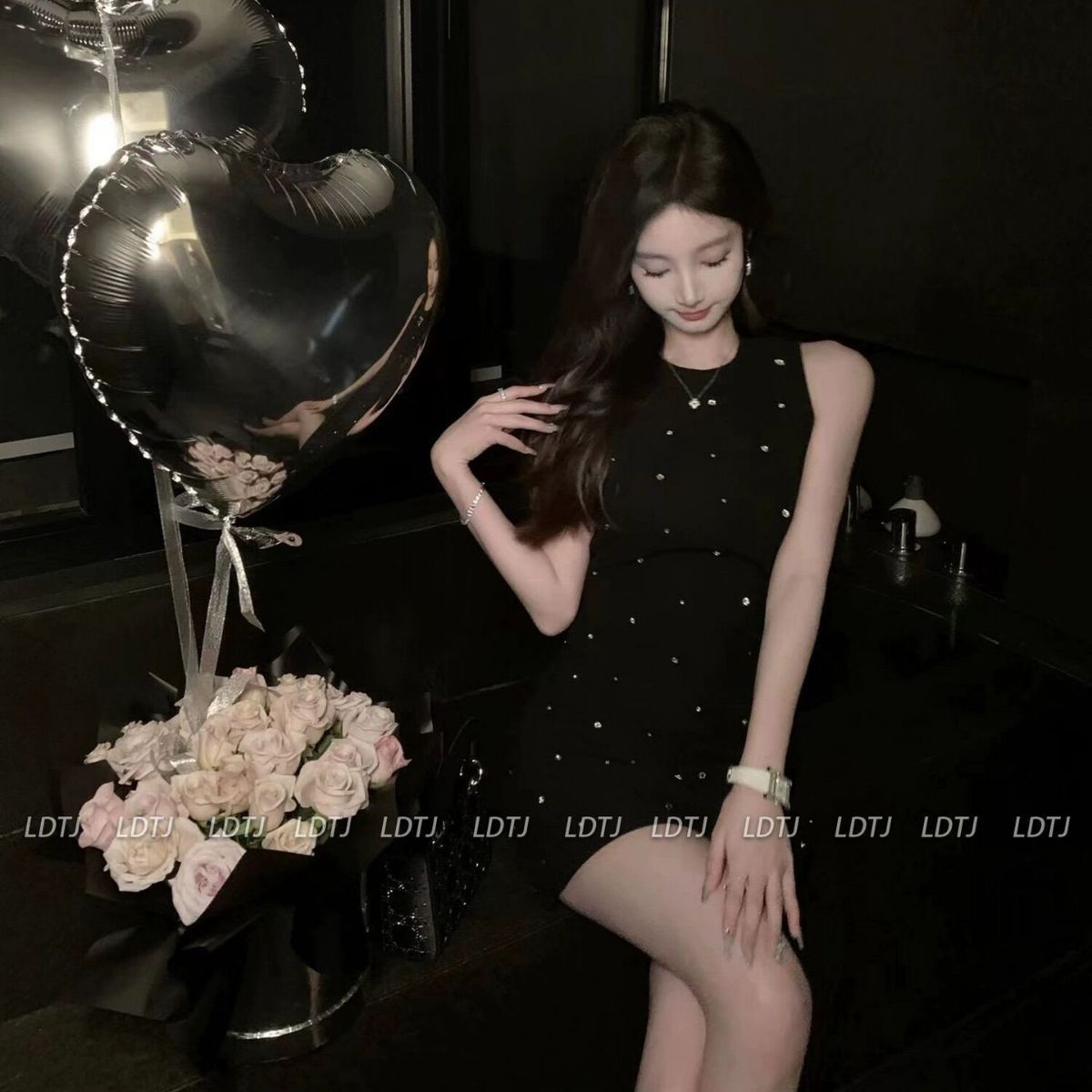 Ldtj Haute Couture 2025 Spring/Summer Ultra-Short Skirt Rich Girl French Style Sexy Tank Top Backless Heavy Embellished Rhinestone Dress