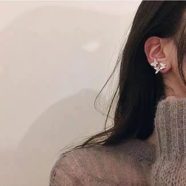 氣質蝴蝶長款珍珠吊墜耳環女2023新款潮夾耳骨耳釘吊墜耳墜耳飾