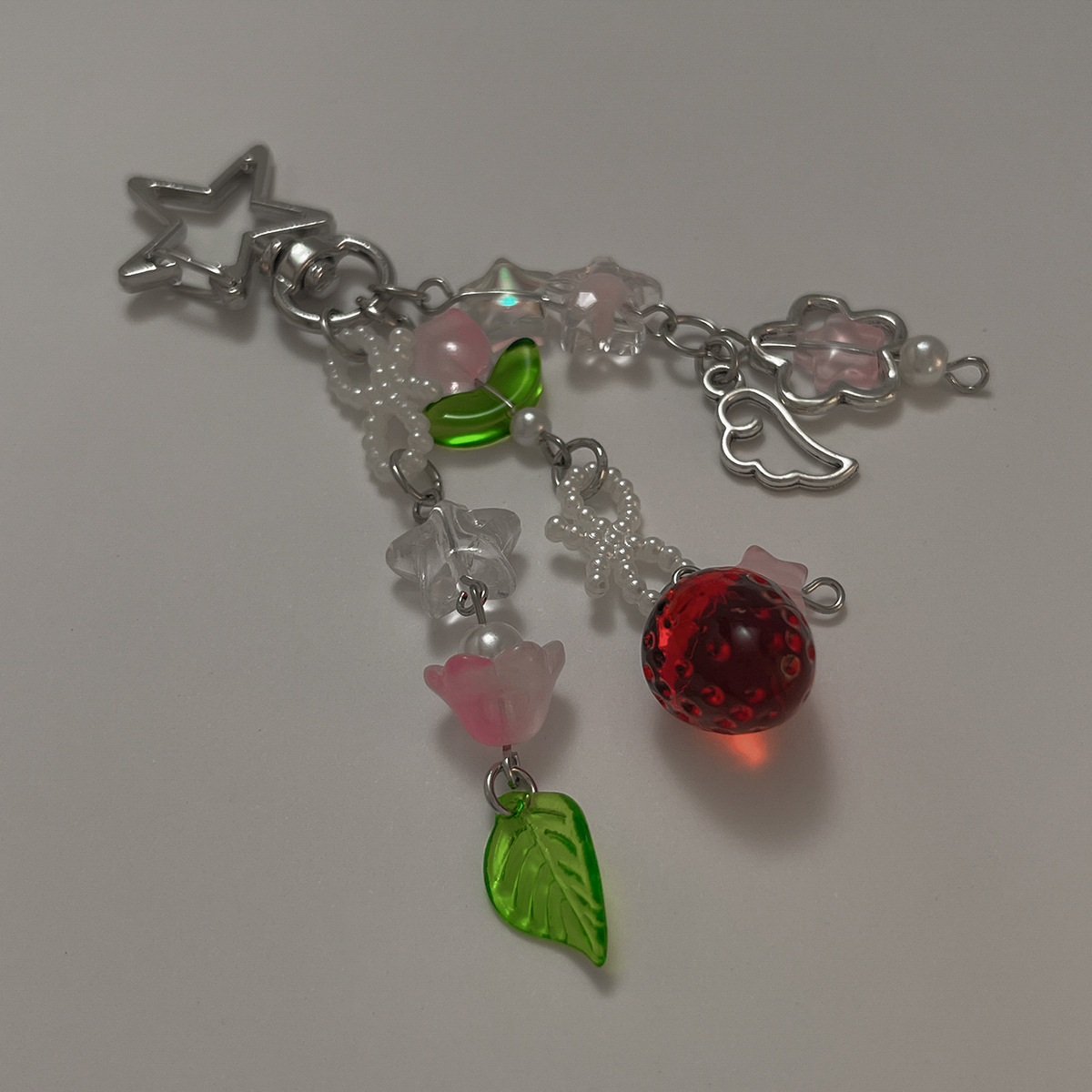 12g Weight Bag Pendant, Keychain Classification 1 Piece Quantity Daily Occasion Alloy Material Fruit, Strawberry Pattern Women's Gender Cute, Pastoral Style Cute Pastoral Fruit Strawberry Arylic Alloy Women's Bag Pendant Keychain 26