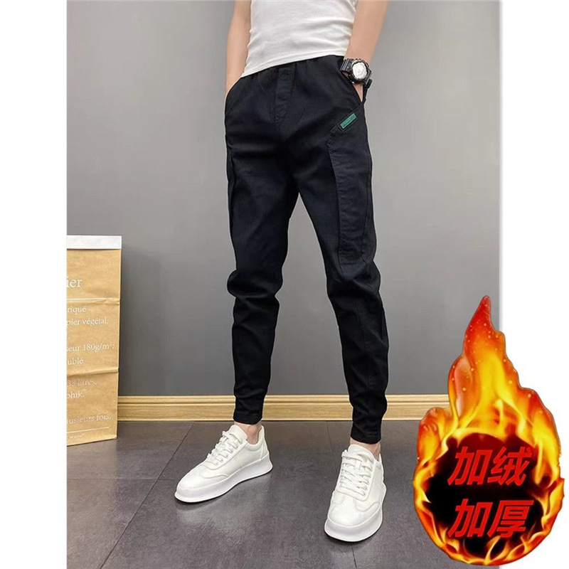 New Autumn and Winter Men's Fleece-Lined Sports Pants, Slim-Fit Thickened Casual Pants for Teenagers, Versatile Cropped Sweatpants New Autumn and Winter Men's Fleece-Lined Sports Pants, Slim-Fit Thickened Casual Pants for Teenagers, Versatile Cropped Sweatpants