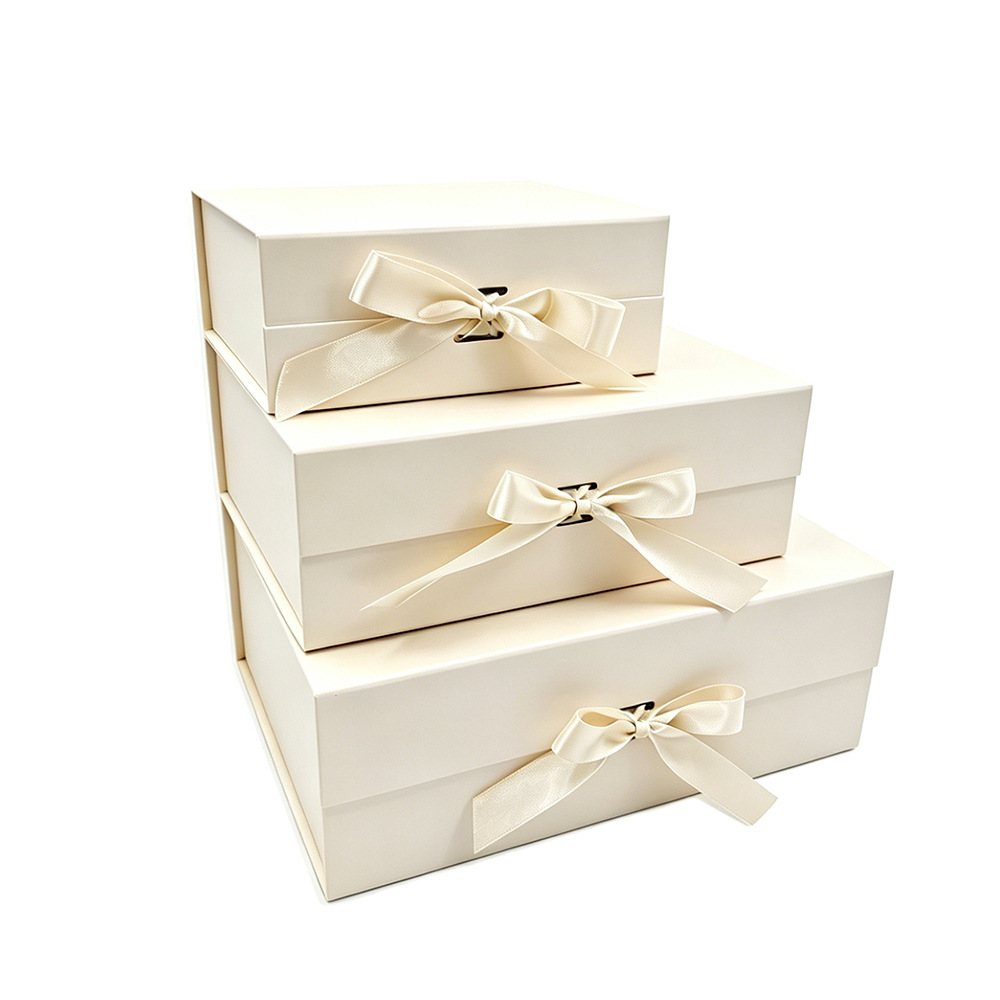 Caja de solapa plegable de cuero de una pieza transfronteriza caja de regalo portátil de alta gama engrosada caja de regalo de acompañamiento de absorción magnética caja vacía image 15