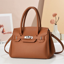 ����С���μ�б���ͨ�ڴ����¿�羳�͹Űٴ�����P����С����Ů