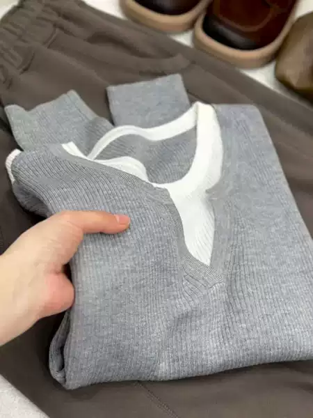Серый
