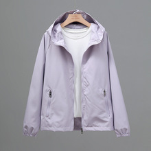 户外2025新款冲锋衣女防水防风登山服男耐磨透气情侣春秋外套