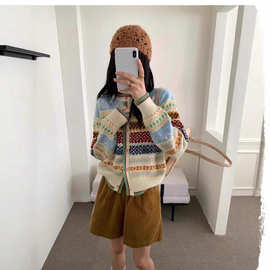 韩系复古提花圆领针织开衫女秋冬新款宽松慵懒风软糯毛衣外套上衣