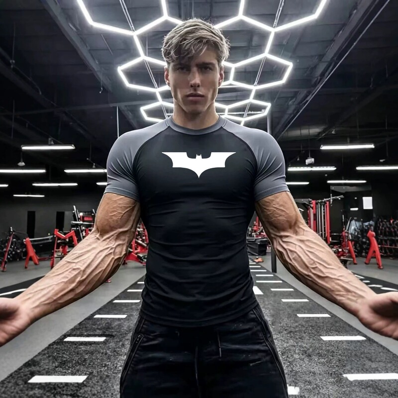 2099 Batman Printed Raglan Sleeve Color-Blocked T-Shirt Fitness High-Elastic Bodysuit Breathable Quick-Drying Sportswear for Men 2099 Batman Printed Raglan Sleeve Color-Blocked T-Shirt Fitness High-Elastic Bodysuit Breathable Quick-Drying Sportswear for Men