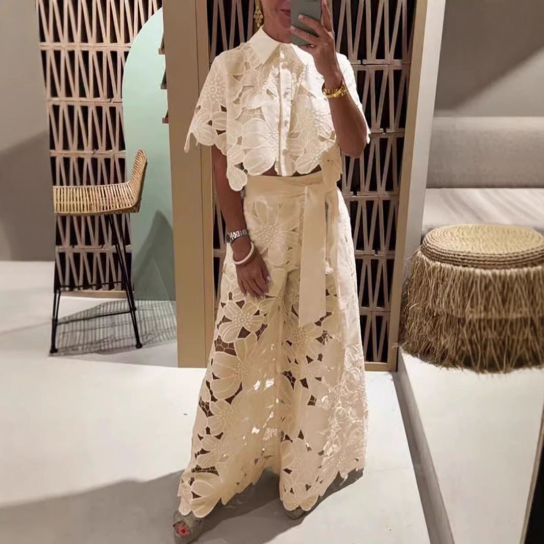 Sommerliches Damen-Zweiteiler-Set: Unifarbenes, offen geschnittenes Cardigan-Oberteil mit weit geschnittener Hose_voghion.com