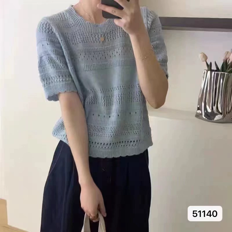Knitted summer cute base body-friendly sweater, fitted