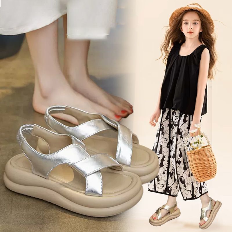 Sandallas de niñas 2025 nuevo estilo de verano de moda para niños zapatos deportivos de playa zapatos de princesa para niños image 3