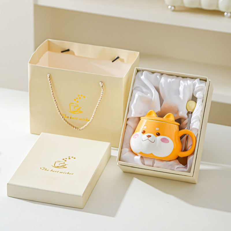 Hermosas tazas de cerámica con tapa de agua creativa de alta calidad para parejas de regalo de cumpleaños tazas de oficina domésticas