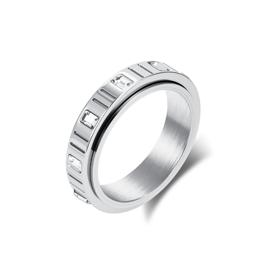 Women's Unique Pinky Ring Emerald Zircon Titanium Steel Rotating High End Sophisticated Jewelry_voghion.com