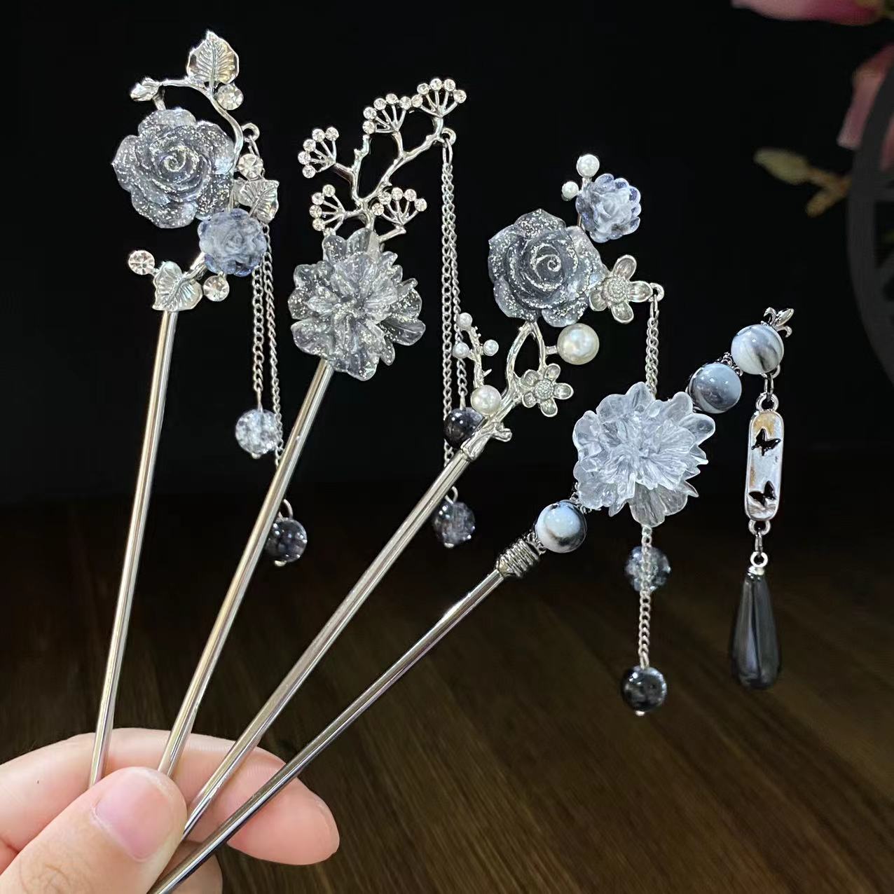 Flower tassel hairpin for women 2023 new style back head hairpin hairpin high-grade step shake updo vintage hair accessories