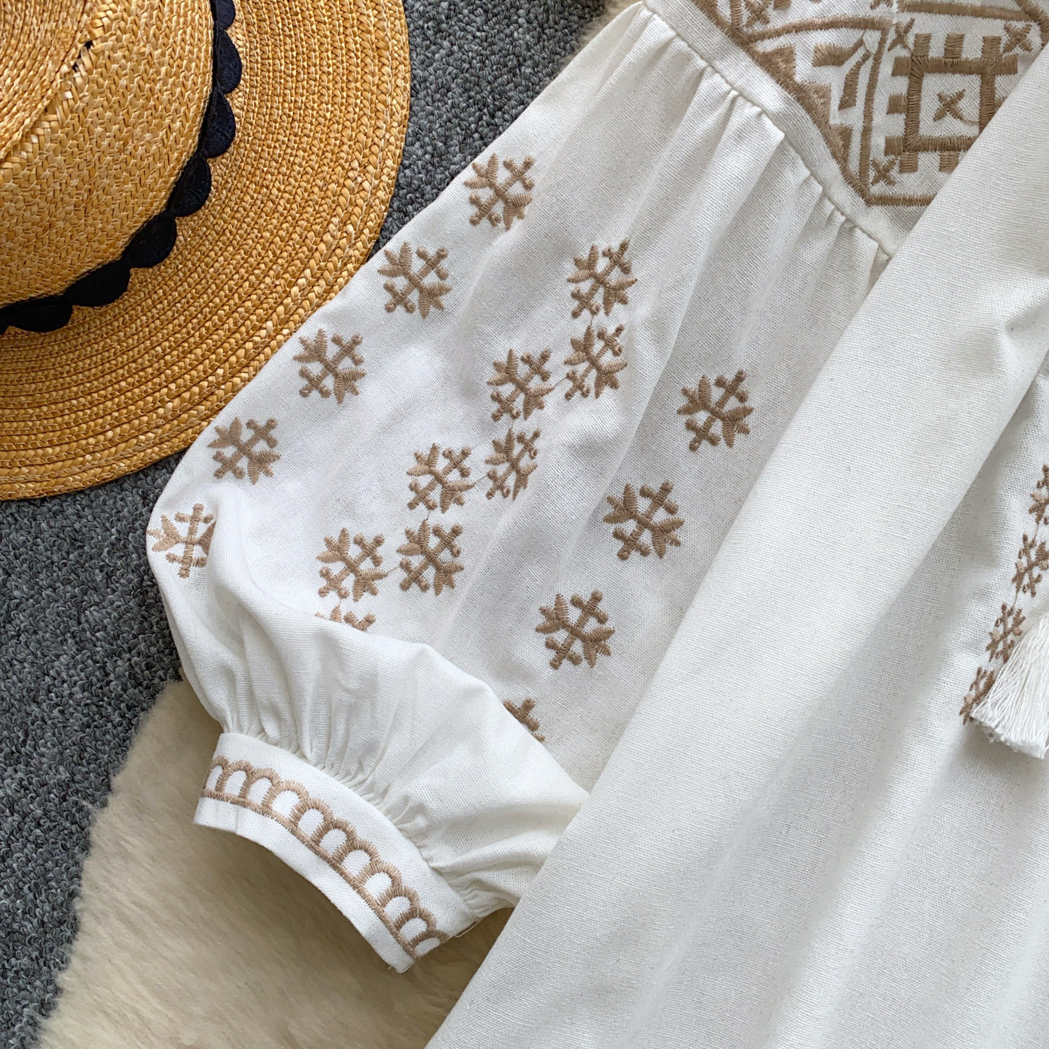Women's Retro Embroidered Ethnic Style Shirt Skin Friendly Breathable Loose Fit Slimming Tie Waist Lantern Sleeves Long Sleeves Commuter Top_ecoleips.com