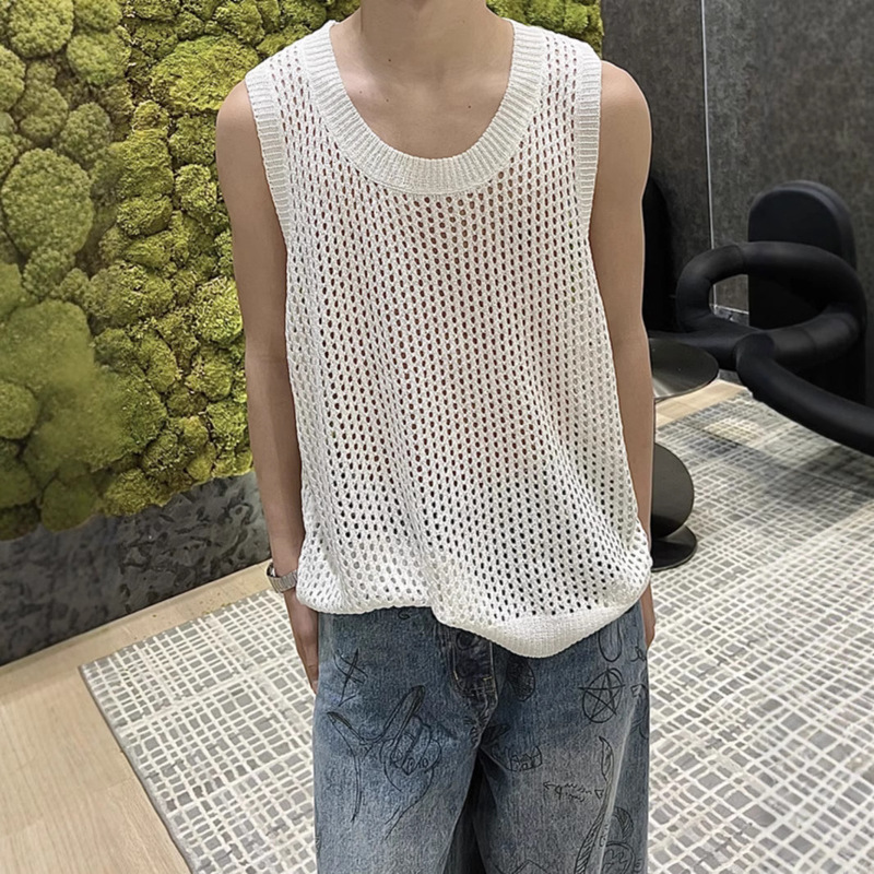 Sleeveless Waistcoat Cut Out Vest High-End Men's Niche Design Bottoming Casual Summer New Knitted Short-Sleeved Top Sleeveless Waistcoat Cut Out Vest High-End Men's Niche Design Bottoming Casual Summer New Knitted Short-Sleeved Top