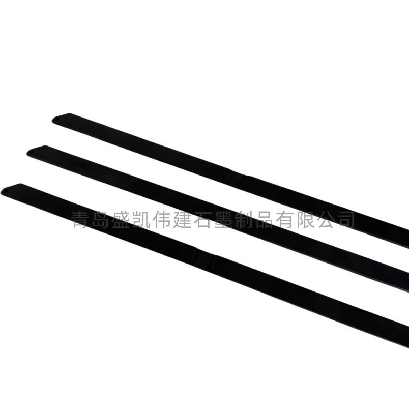 Графитовые формы обрабатываются по чертежам для производства проводящих и теплопроводящих графитовых стержней, устойчивых к высоким температурам.