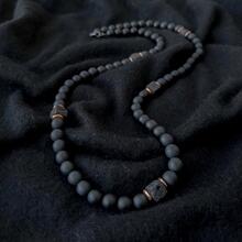 H 36643 Volcanic stone gold spacer necklace ��ɽʯ��ɫ��Ƭƴ
