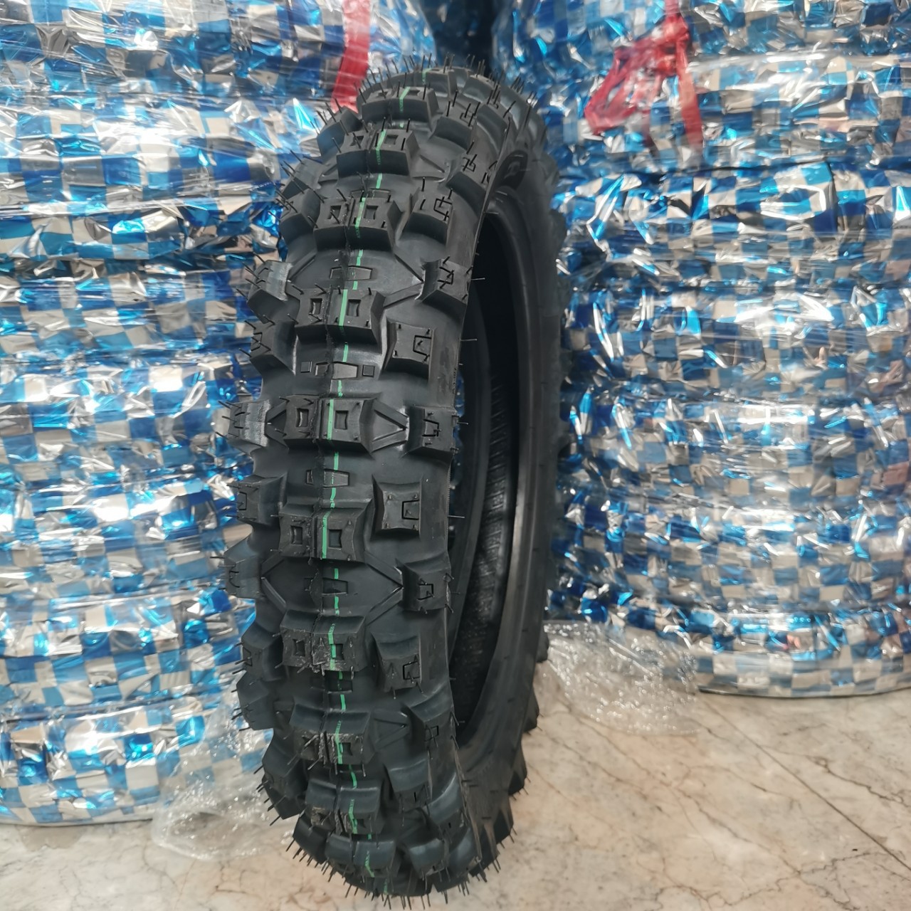 Factory Direct Delivery Off-Road Motorcycle Tire 110/90-16 Large Tread Thickened Anti-Slip Wear-Resistant Outer Tire