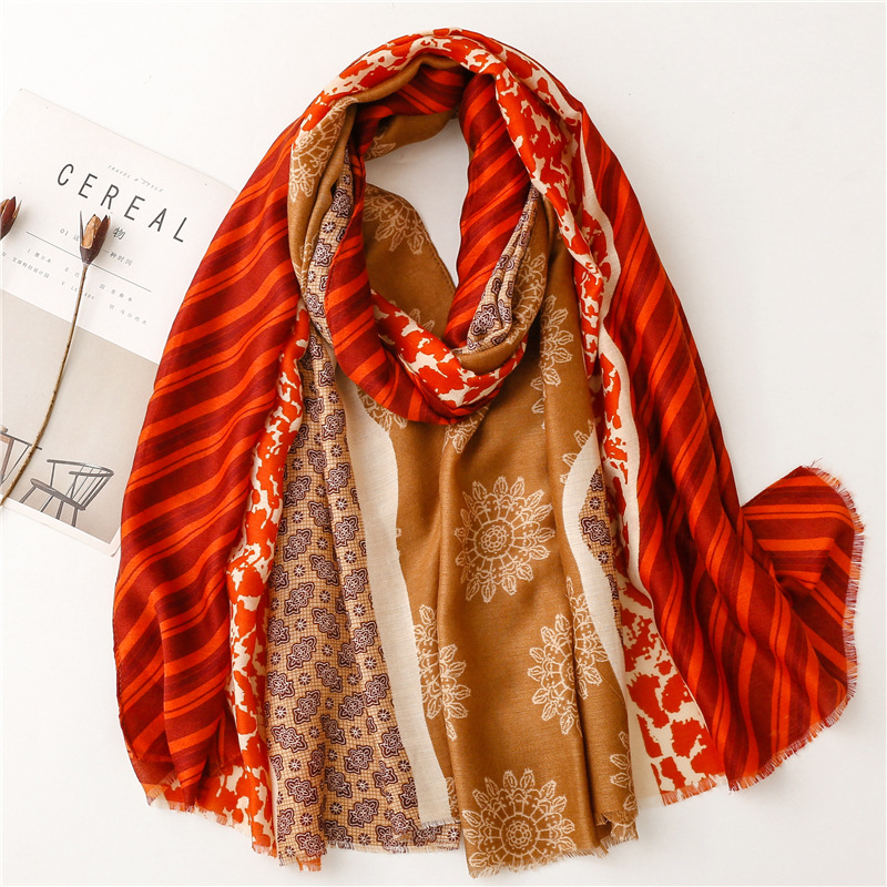 Women's Fashion Color Block Polyester Winter Scarves display picture 3