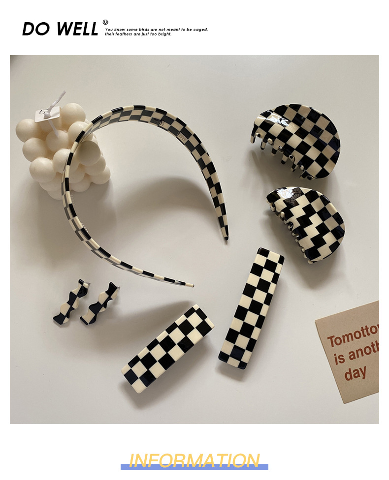 Women's Simple Style Lattice Acetic Acid Sheets Handmade Hair Clip Hair Combs Hair Claws display picture 1