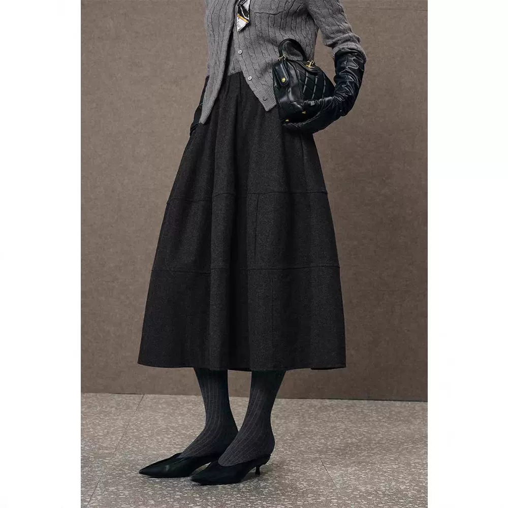 四媛 赫本风羊毛结构肌理感花苞伞裙25秋冬优雅复古A字半身裙9389