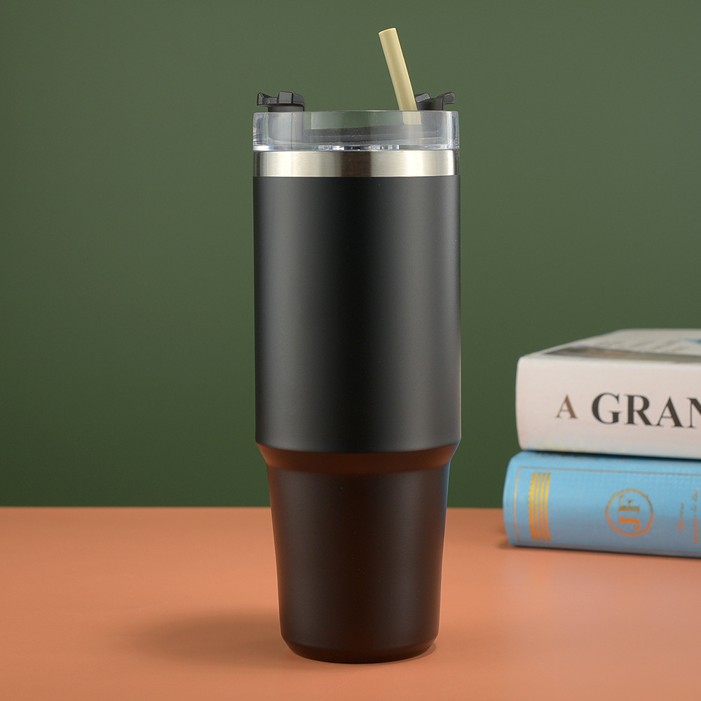 Producto explosivo del sudeste asiático Taza de aislamiento de acero inoxidable 304 Taza de automóvil 30oz20oz Taza de hielo para automóvil Taza de agua con pajita