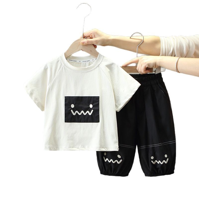 7862 traje de verano para niños 2025 nuevo traje de dos piezas de manga corta de moda para niños ropa coreana de verano para bebés