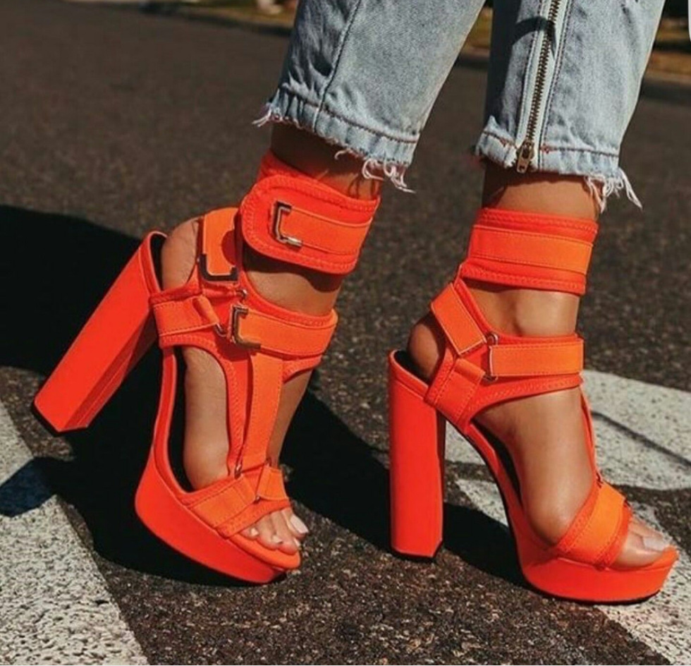 2020 Sexy Thick Heels High Heels Double Color Matching Large Size 40-43 Women's Shoes Sandals Independent Station Wish Wholesale