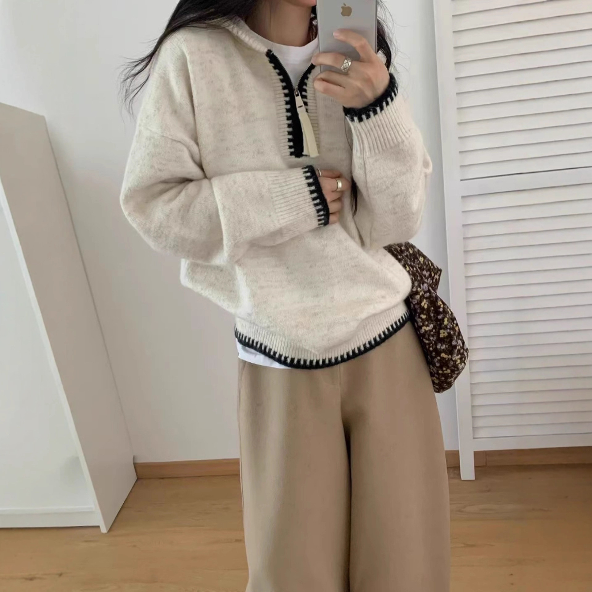fashionable knitted sweater with zipper with hood