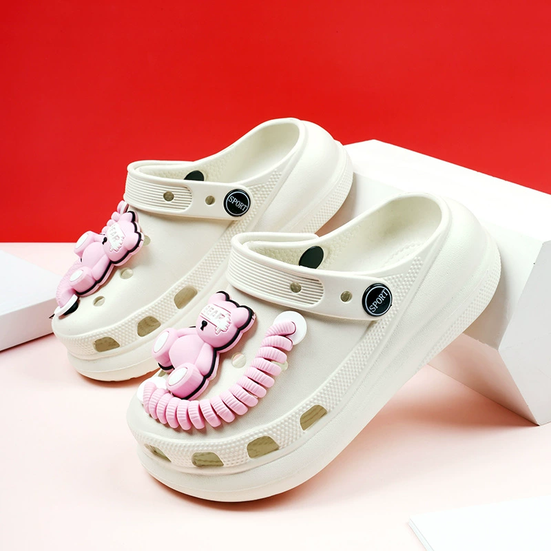 Детские тапочки, летние для девочек, новые детские сандалии с героями мультфильмов среднего и большого размера, пляжная обувь, мягкая подошва, нескользящая обувь для девочек.