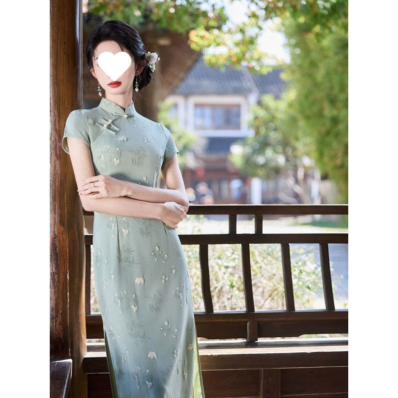 Улучшенное чонсам 2025, новое летнее платье из бамбукового льна в ретро-стиле, новый китайский стиль, повседневный молодежный стиль, художественное элегантное платье