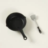Pan (matte) + silver spatula