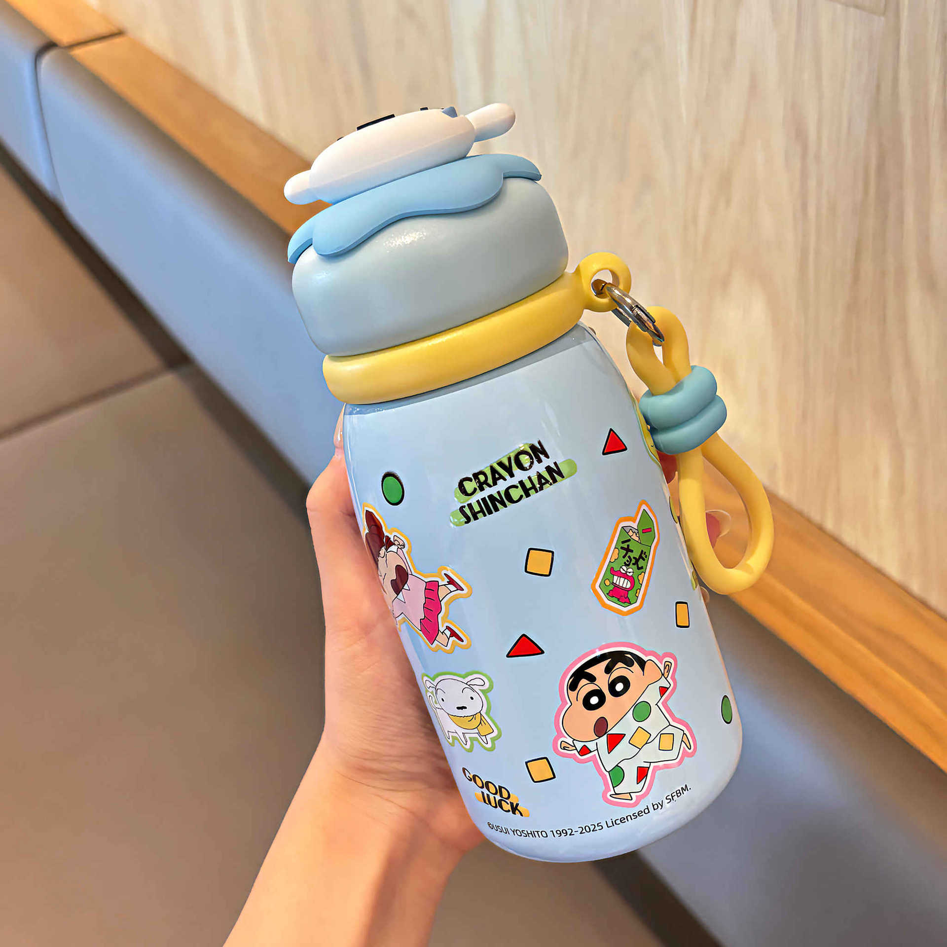 Lápiz pequeño nuevo taza de agua taza de aislamiento de calor para niñas de alto valor facial 2025 nueva taza para estudiantes niños en la escuela hervidor de agua especial