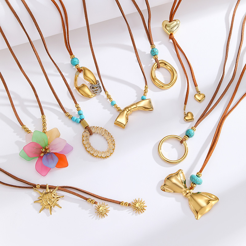 Bohemian Retro Style Multi-Color Pendant Leather Cord Necklace Melad Fashion Creative Pull Sweater Chain