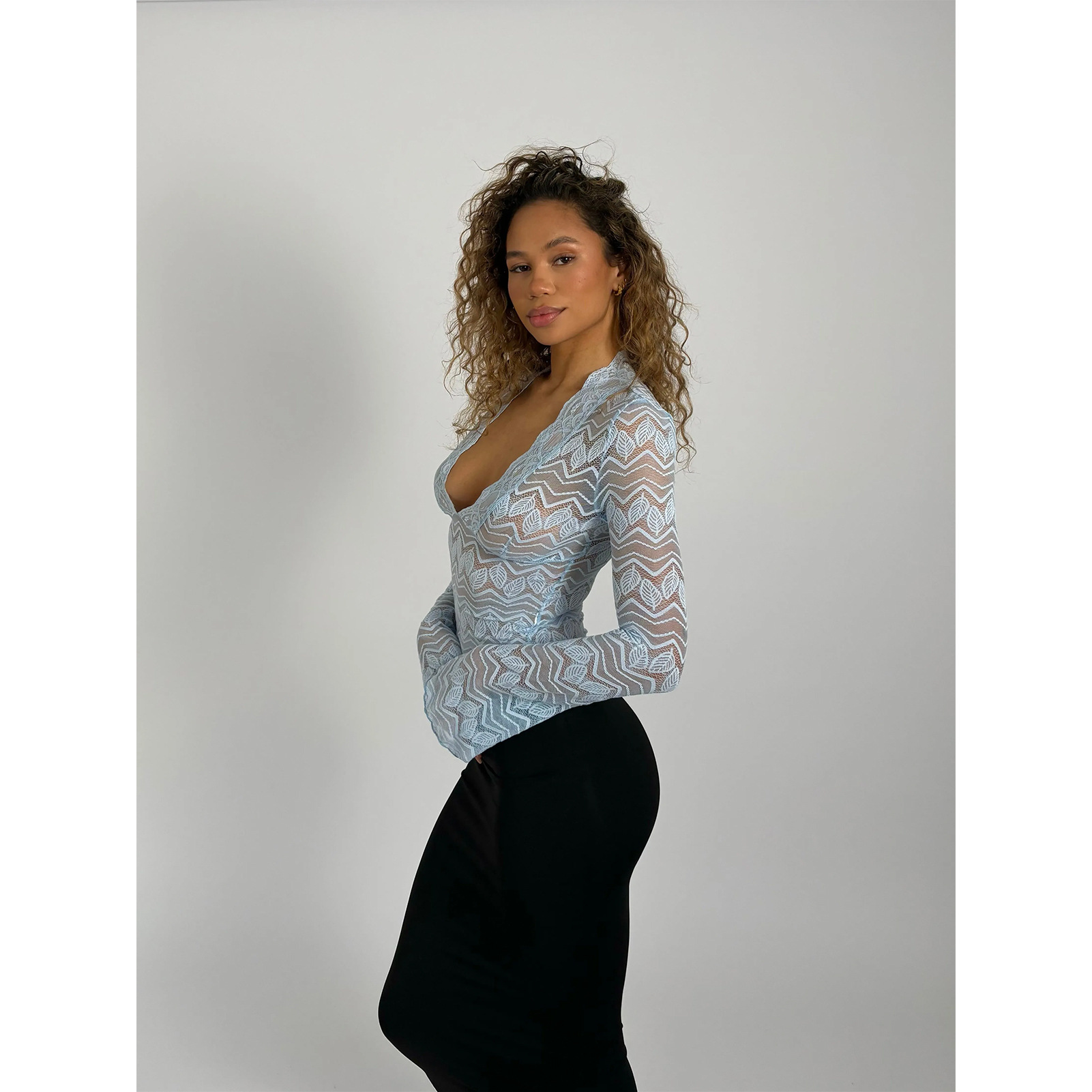 6772 蓝色树叶模特图 7.jpg