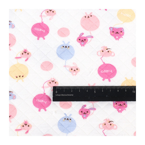 Diamond-patterned jacquard air-layer printed three-layer quilted thermal underwear fabric, with metallic thread—ideal for cozy home wear and knitted fabrics.