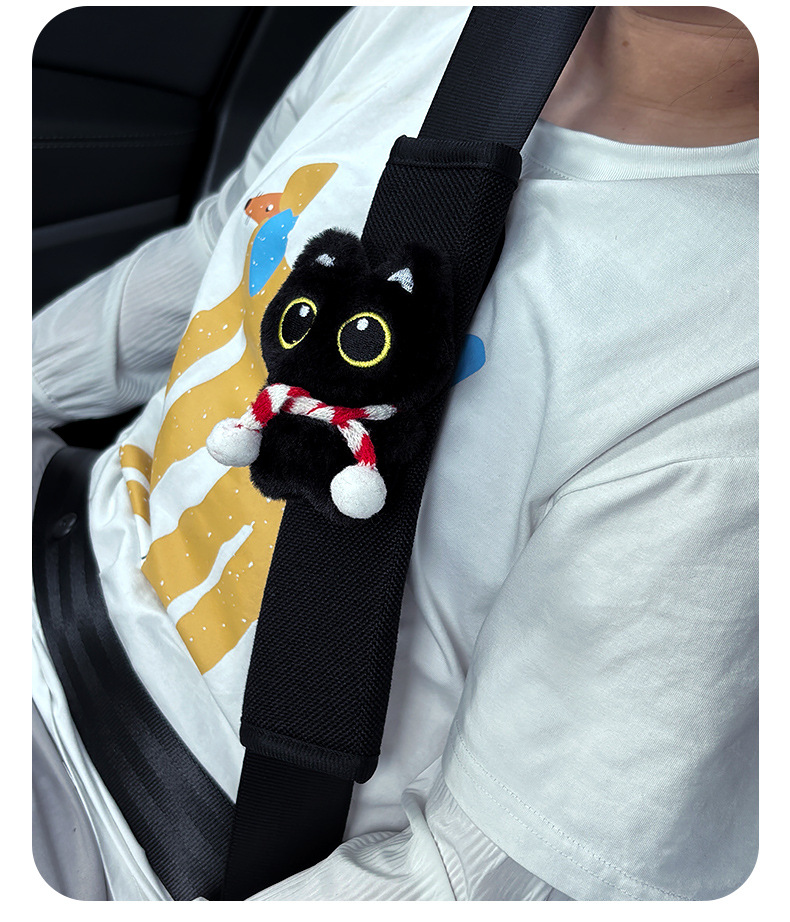 Cute Little Black Cat Car Seatbelt Shoulder Pad, Car Accessory, Protective Cover, Plush Toy, Car Interior Decoration, Anti-Neck Strangulation for Women